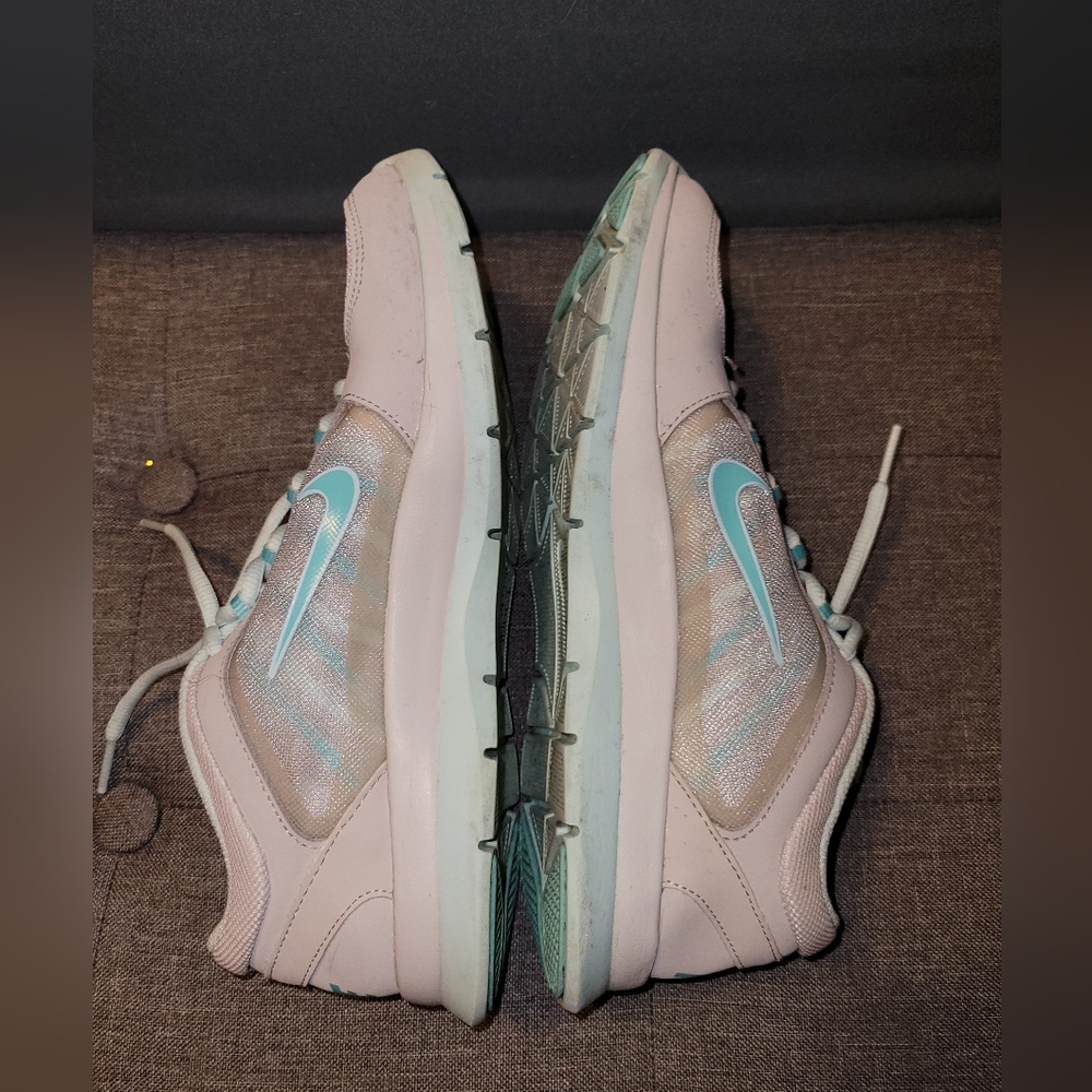 🥰3/$25 NIKE Athletic Shoes in Light Gray&Teal. Excellent Condition - Picture 4 of 8
